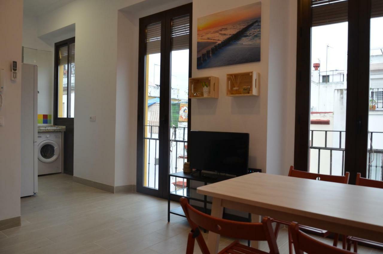 Apartamento Faustino Alvarez Seville Luaran gambar