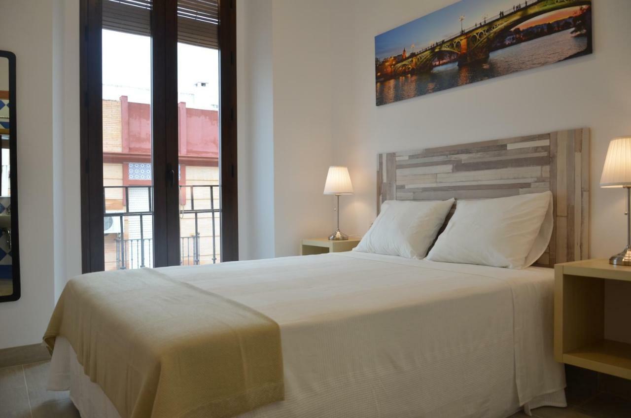 Apartamento Faustino Alvarez Seville Luaran gambar