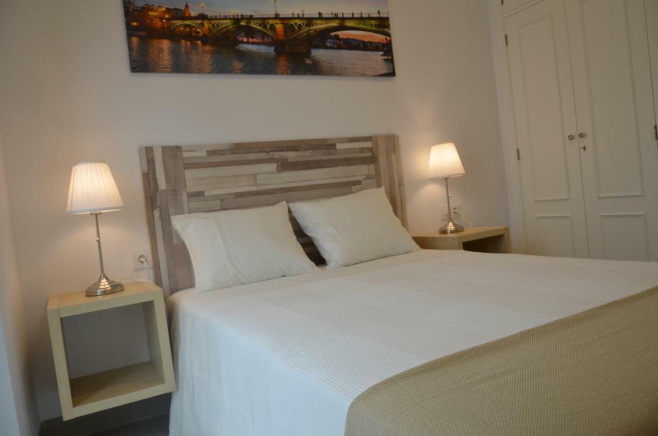 Apartamento Faustino Alvarez Seville Luaran gambar