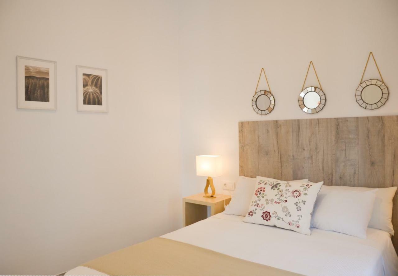 Apartamento Faustino Alvarez Seville Luaran gambar