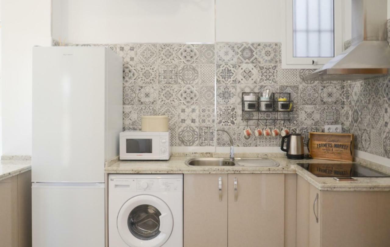 Apartamento Faustino Alvarez Seville Luaran gambar